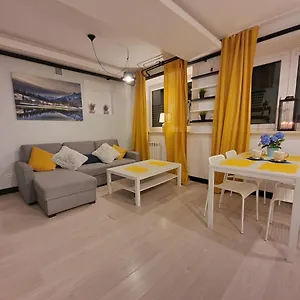 Trzech Krzyzy Konopnickiej 3 Apartament