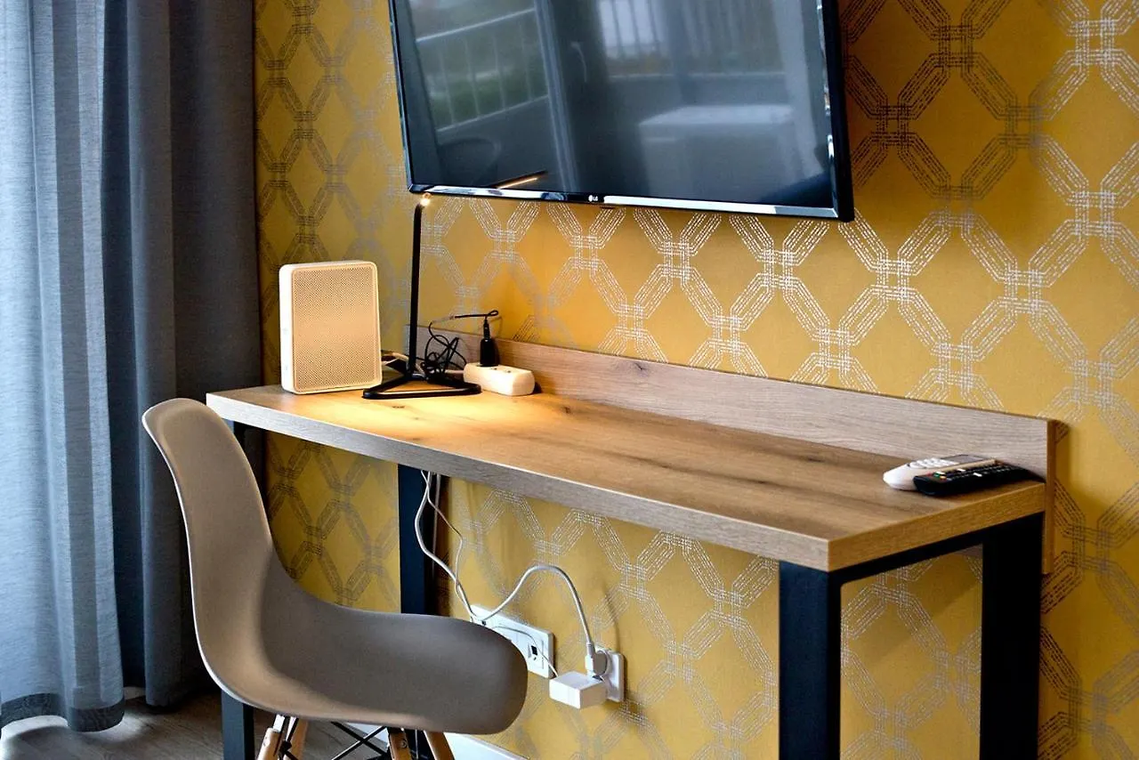 Komputerowa Serviced Apartments By P&O ワルシャワ ポーランド